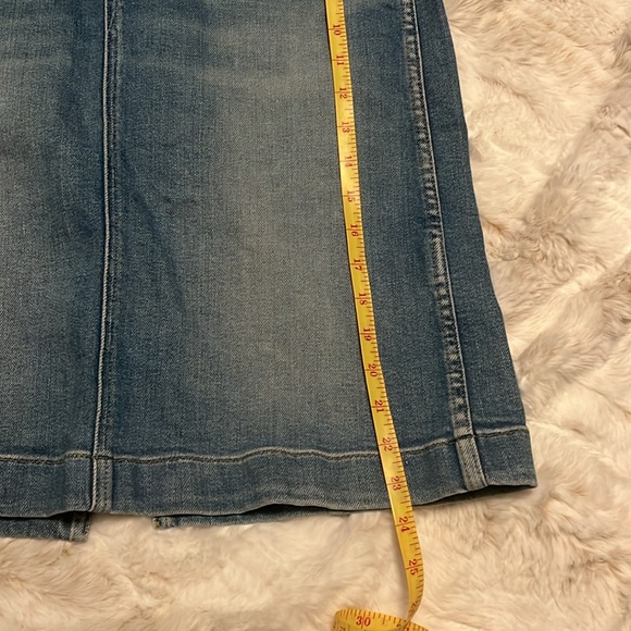 Banana Republic denim skirt, size 10 - Picture 5 of 5